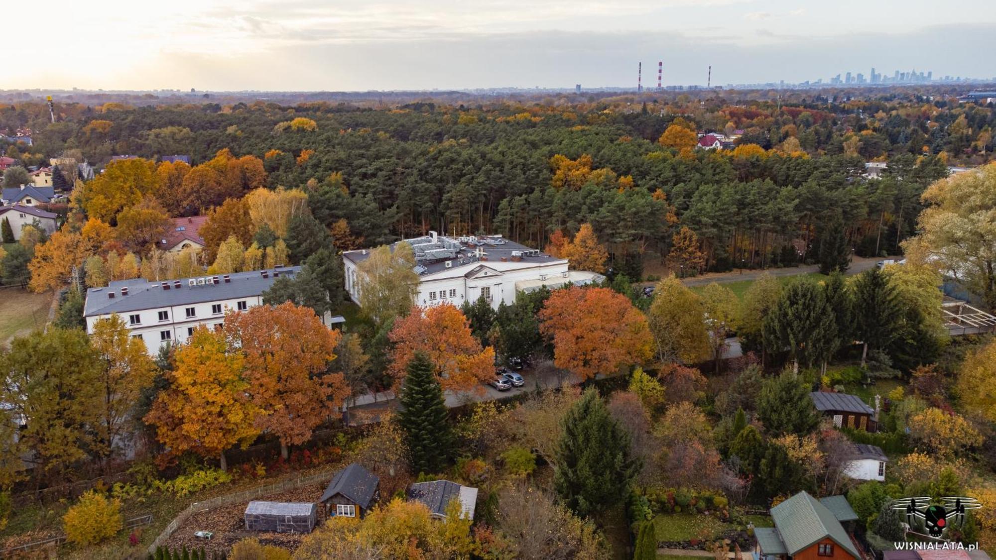 Klub Sosnowy Hotel Warsaw Ngoại thất bức ảnh