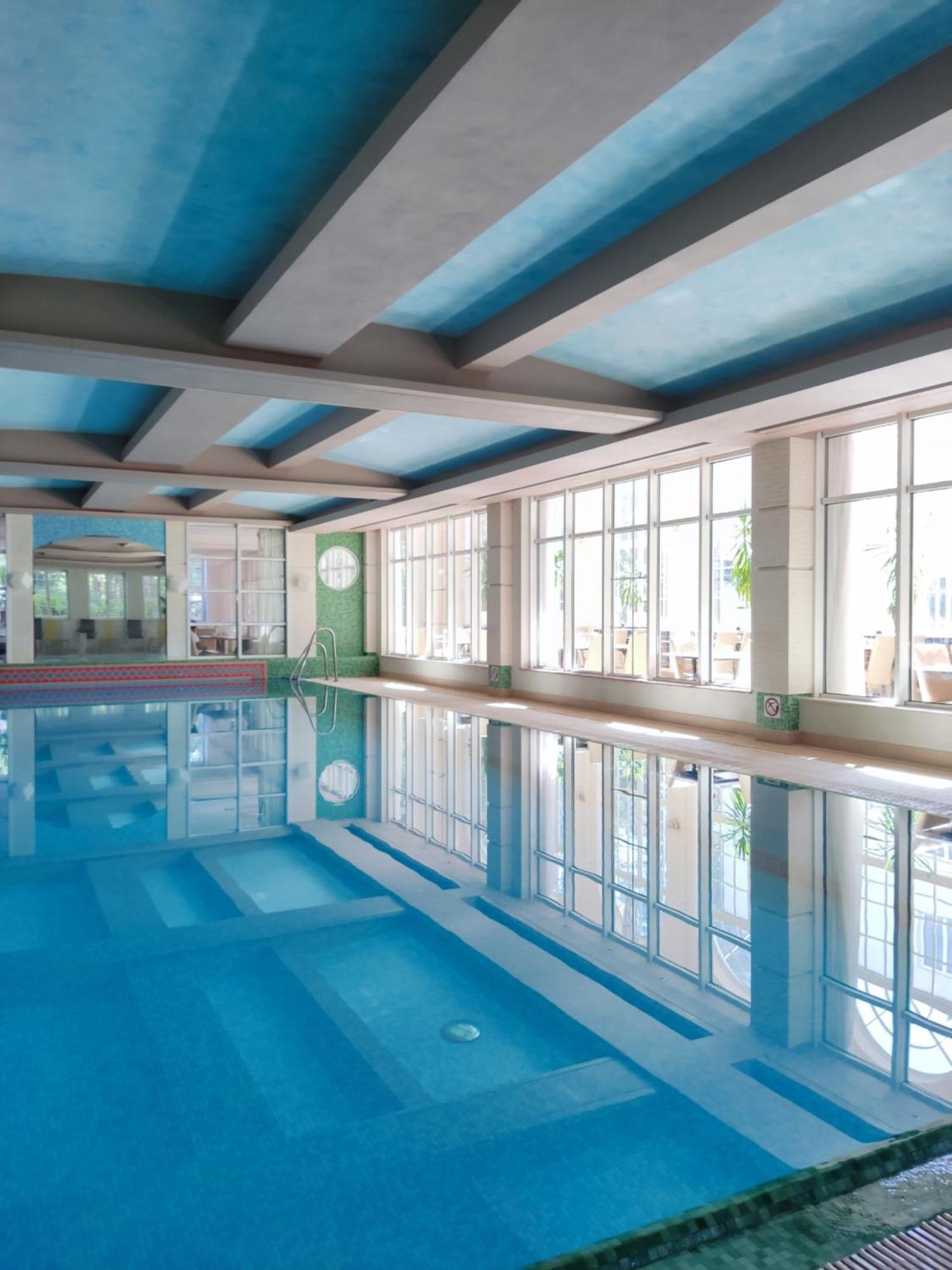 Klub Sosnowy Hotel Warsaw Ngoại thất bức ảnh