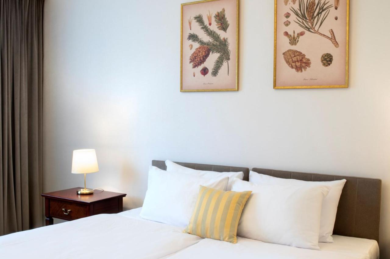 Klub Sosnowy Hotel Warsaw Ngoại thất bức ảnh